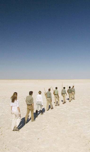 BushGuestsPans_Makgadigadi_Uncharted Afrika