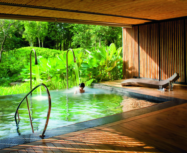 Zwembad in de spa bij Phulay Bay, Krabi, Thailand