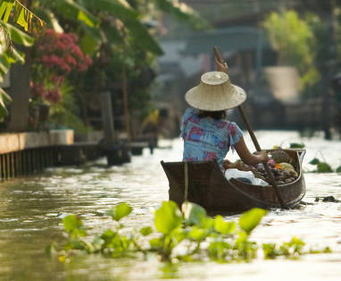 a_boat_on_bangkok's_canal