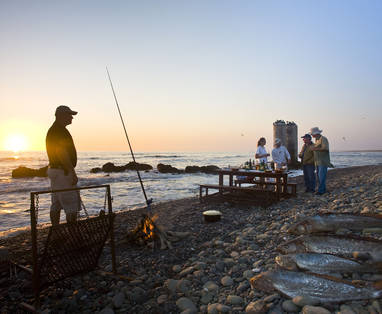 vissen bij Terrace Bay Camp in Namibië