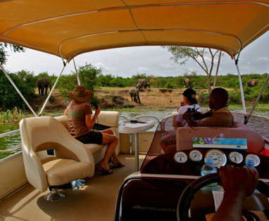 Uganda | Queen Elizabeth National Park | Bootsafari 