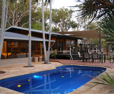 1294370_10153265474465704_1825217763_o