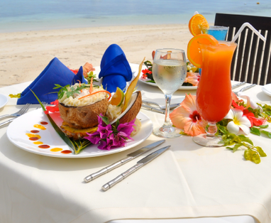 Diner_Viwa_Island_Resort