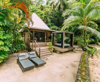 honeymoon_bure_Qamea