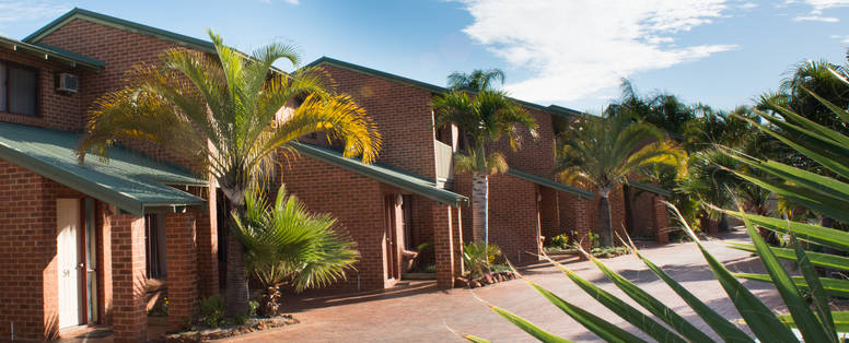 Kalbarri_Palm_Resort_Exterior