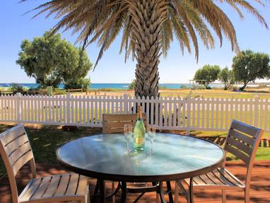 BAYVIEW_Coral_Bay_VILLA_VIEW_1