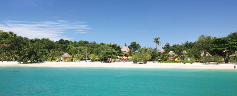 Strand bij Paradee Resort op Koh Samet in Thailand