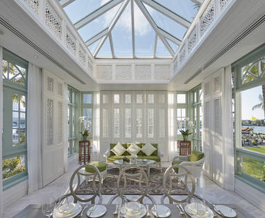 bangkok-16-suite-ambassador-conservatory-01