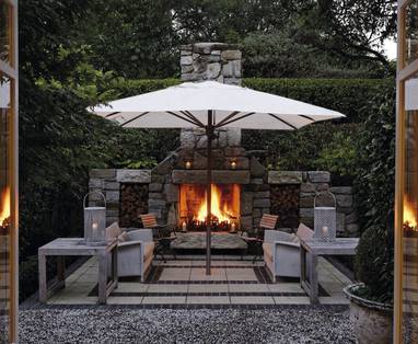 Owners-Cottage-outdoor-fireplace_Rotator.635477700098996083
