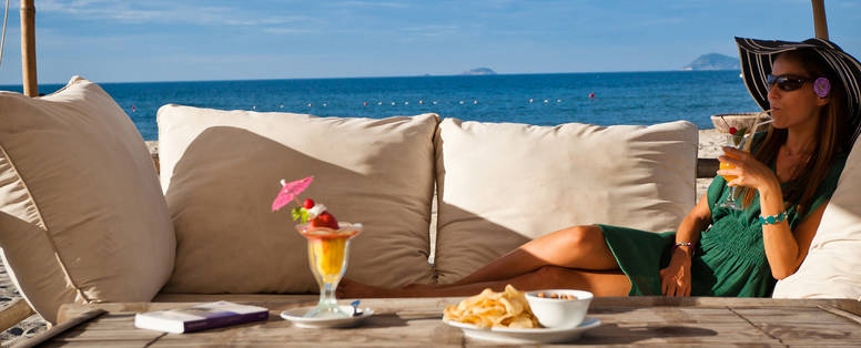 VHA_beach_tent