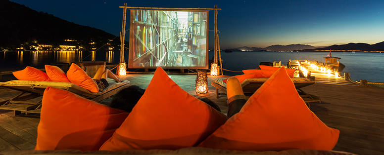 975x660_movie_at_the_beach_final