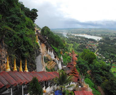 MB_341_Pindaya_uitzicht