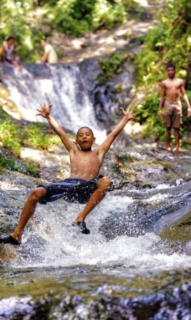 100133_-_boy_at_waterslide