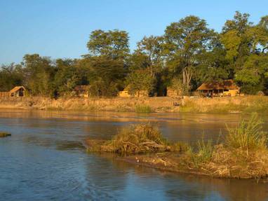 view-mwaleshi-camp_small