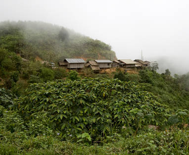 hmong_village_in_northern_laos