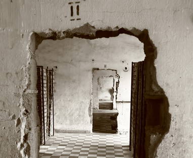 EXO_743_Tuol_Sleng__Phnom_Penh