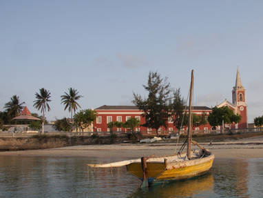 N_Coral_Lodge_-_view_of_Ilha_6