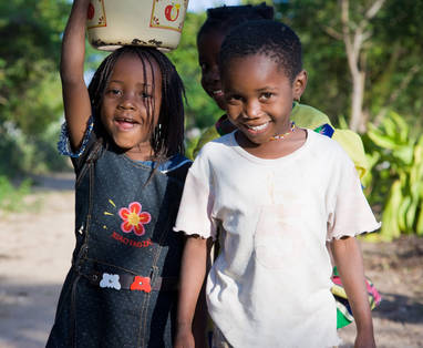 N_Ibo_-_Local_faces_Ibo_Island