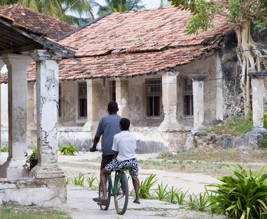 N_Ibo_-_Ibo_Island_town_scene_12