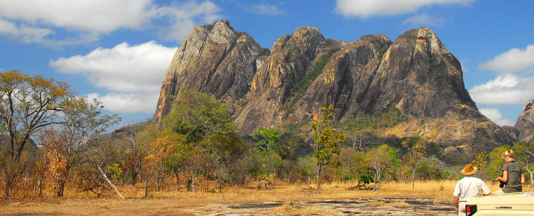 N_Niassa_Mountain_Scenic_lugenda