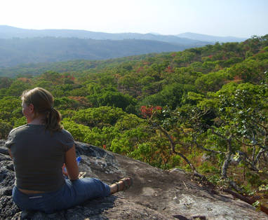 N_Ntchisi_-_view_from_the_rock