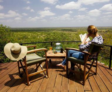 rust moment bij elsa's kopje in kenia