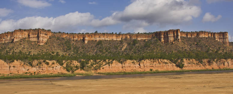 ZO_Gonarezhou_Chilo_Gorge_Chilojo_Cliffs_3
