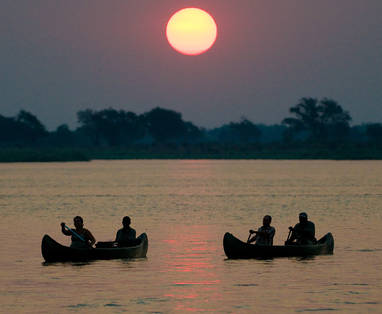 Kanosafari's in Mana Pools NP