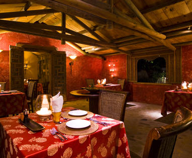 Restaurant_ourisde_Dinning_room