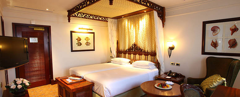 Executive_room_at_Polana_Serena_Hotel