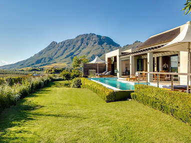 Delaire_Graff_Owner's-Lodge---private-garden