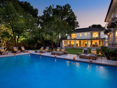 AtholPlace_Hotel_-__Heated_pool_and_exterior_view