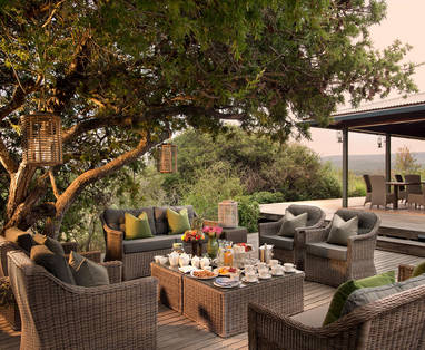 12.-KWANDWE---Ecca-Lodge---high-tea-on-the-lodge-deck