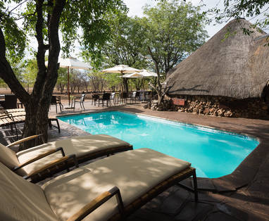 Zwembad bij Ongava Tented Camp