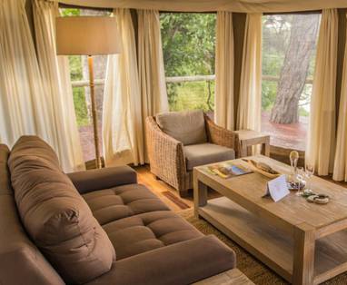 tent inrichting bij Nambwa Tented Lodge in Namibië