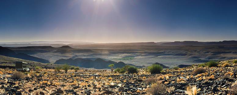 uitzicht over de prachtige kloof bij Fish River Lodge in Namibië