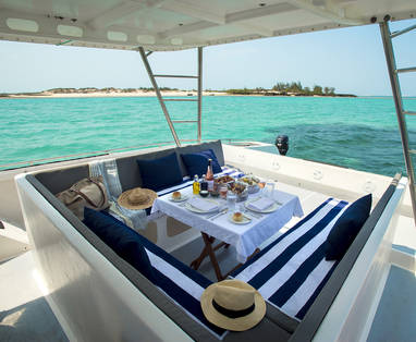 Benguerra-Island-Stiletto-Catamaran