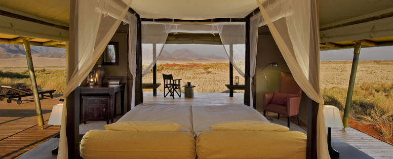 uitzicht vanuit tent bij Wolwedans Dune Camp in Namibië