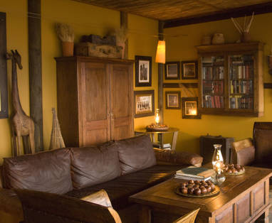 Lounge bij Wolwedans Dune Camp in Namibië