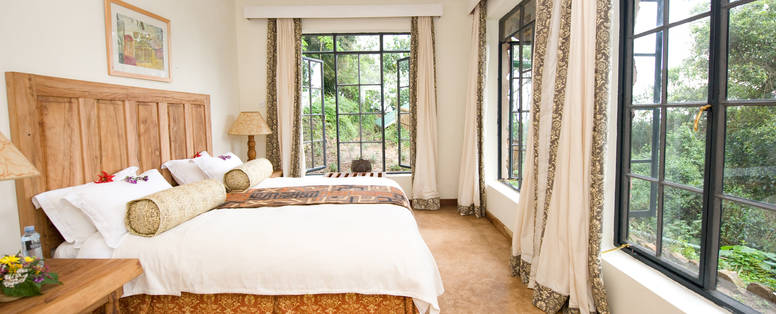 Clouds_Bedroom_2