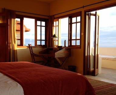 Colonels_bedroom_to_view1