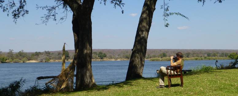 4_relax_by_the_Zambezi