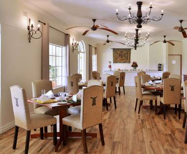 Batonka Guest Lodge Restaurant 2