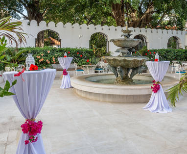 Park-Hyatt-Zanzibar-Courtyard-Set-Up