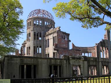 Hiroshima_Atomic_Bomb_dome_(2)