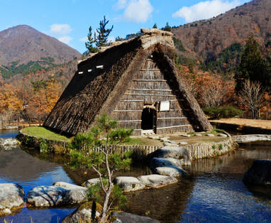 Shirakawago-Gassho_zukuri_house