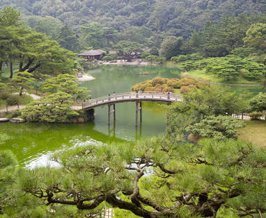 Shikoku Takamatsu_-_Ritsurin_Garden