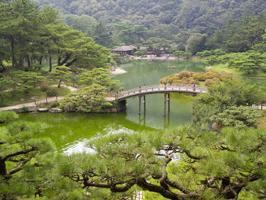 Shikoku Takamatsu_-_Ritsurin_Garden