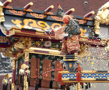 Takayama_-_Float_festival_-_Japanese_marionette