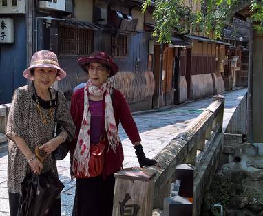 MB_Kyoto_Tatsumi_Bashi_bridge_WP_20170623_10_34_47_Pro